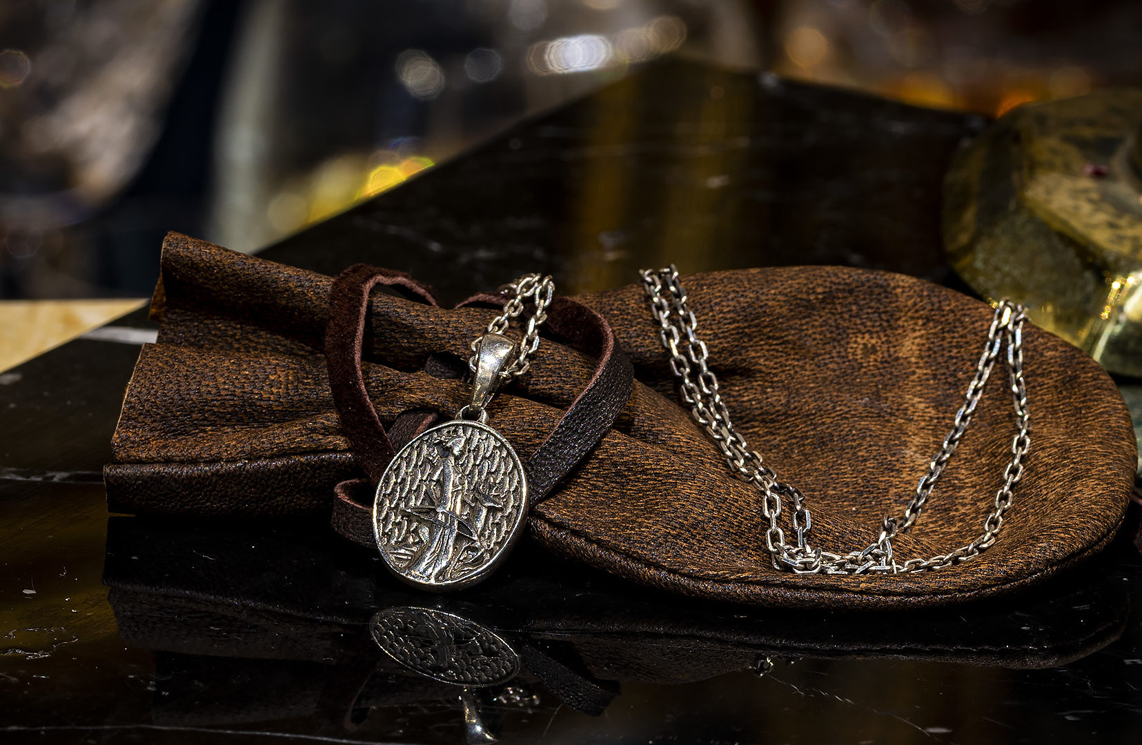 Artemis pendant