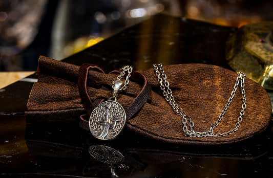 Artemis pendant
